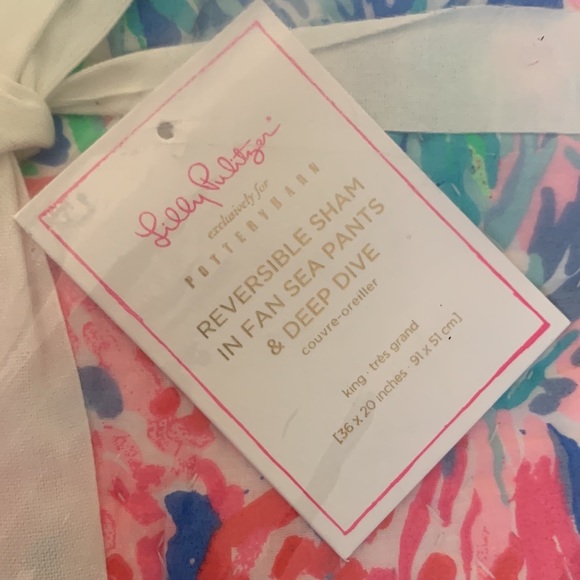 Pottery barn Lilly Pulitzer Reversible Quilt and sham fan sea pants & deep dive - Picture 9 of 12